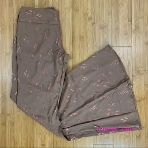 NWOT Flynn Skye Patty Flare Pants